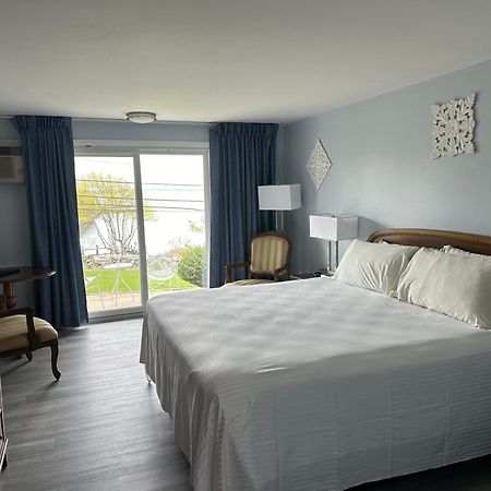 Sands Of Time Motor Inn & Harbor House Woods Hole Eksteriør billede