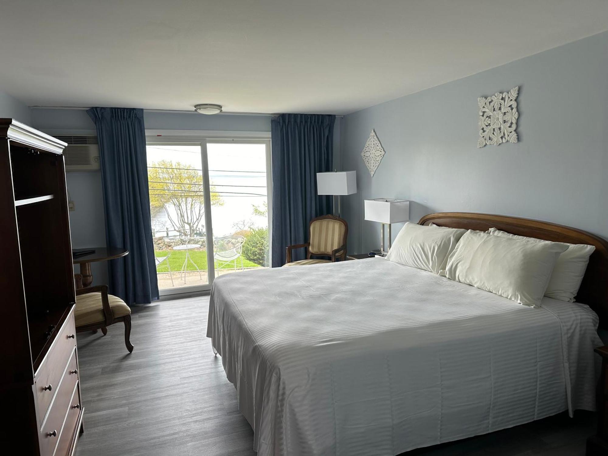 Sands Of Time Motor Inn & Harbor House Woods Hole Eksteriør billede