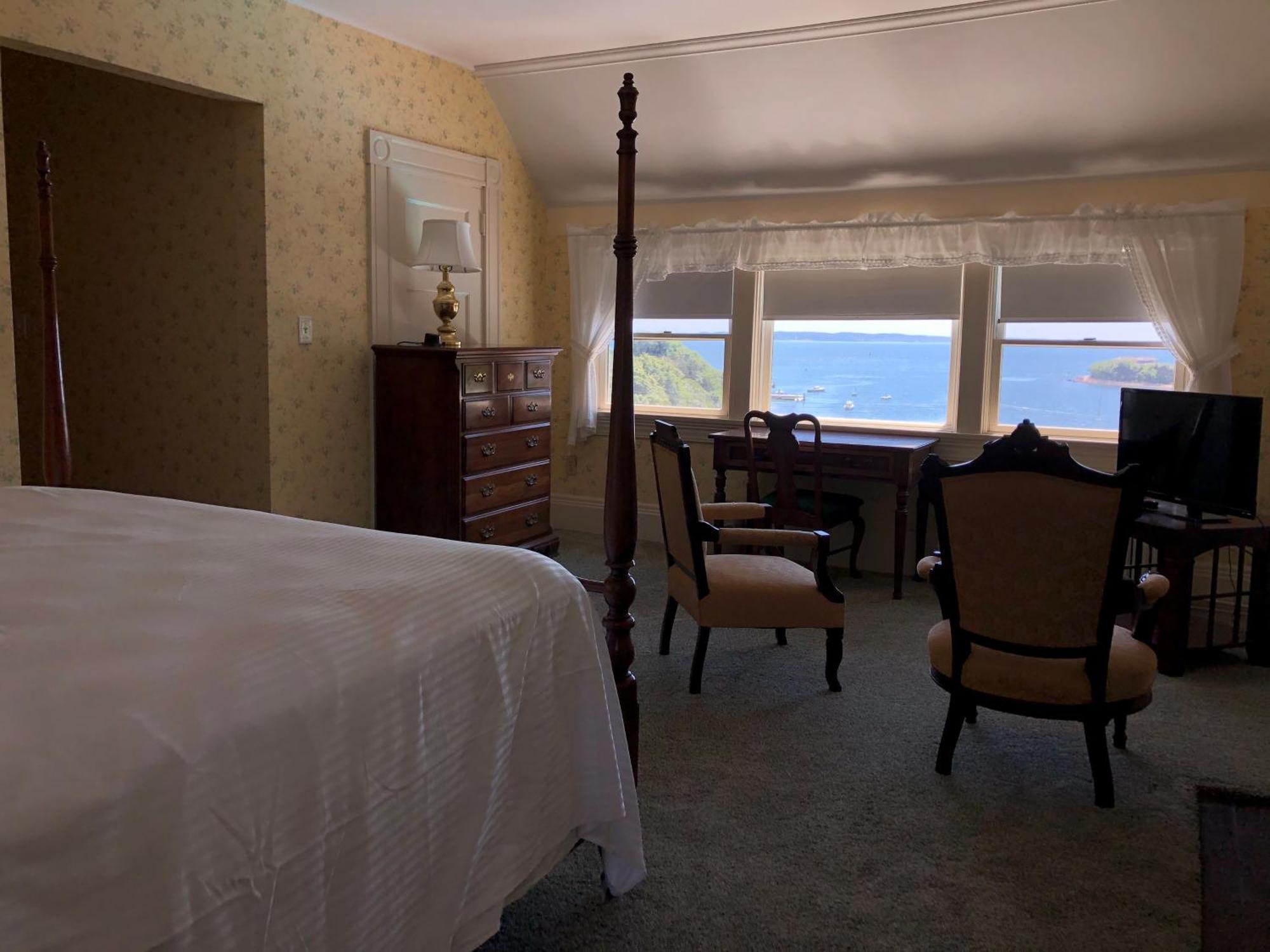 Sands Of Time Motor Inn & Harbor House Woods Hole Eksteriør billede