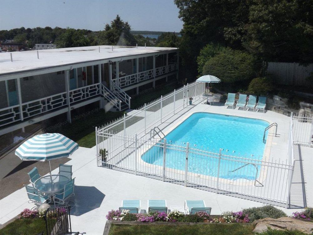 Sands Of Time Motor Inn & Harbor House Woods Hole Eksteriør billede